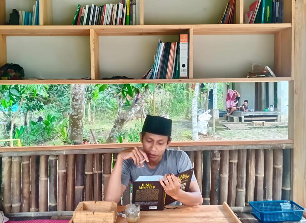 Refleksi Sunyi di Hari Buku Nasional